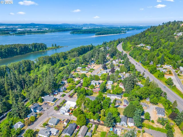 2311 Sw 6th Ave, Camas, WA 98607