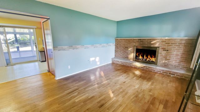 230 S Elms Road, Flushing, MI 48433