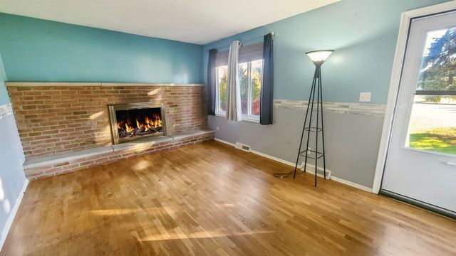 230 S Elms Road, Flushing, MI 48433