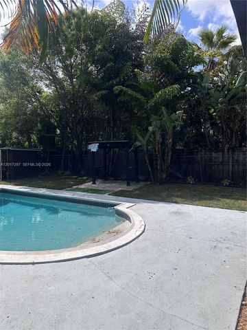 200 SE 19th St, Fort Lauderdale, FL 33316