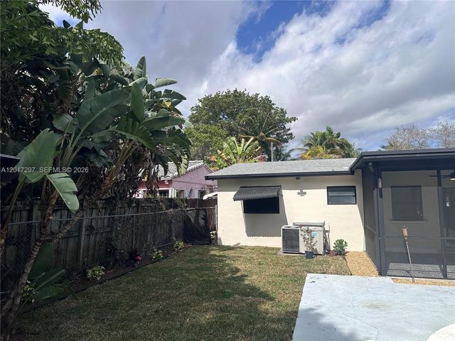 200 SE 19th St, Fort Lauderdale, FL 33316