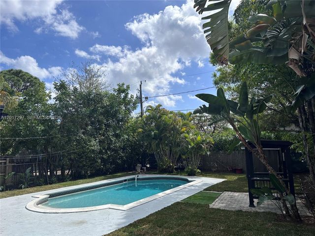 200 SE 19th St, Fort Lauderdale, FL 33316