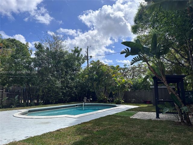 200 SE 19th St, Fort Lauderdale, FL 33316