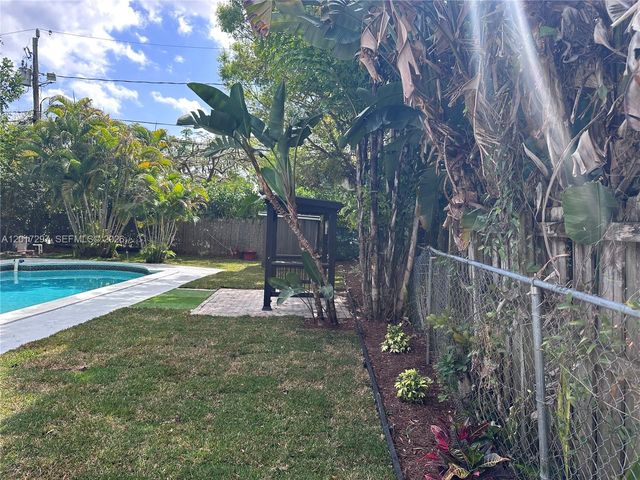 200 SE 19th St, Fort Lauderdale, FL 33316