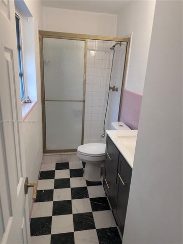 200 SE 19th St, Fort Lauderdale, FL 33316