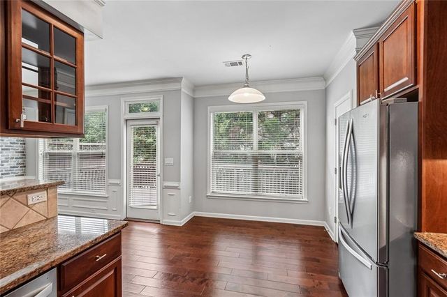 1005 Manchester Way, Roswell, GA 30075