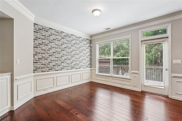 1005 Manchester Way, Roswell, GA 30075