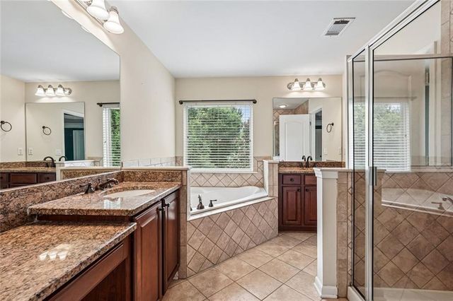 1005 Manchester Way, Roswell, GA 30075
