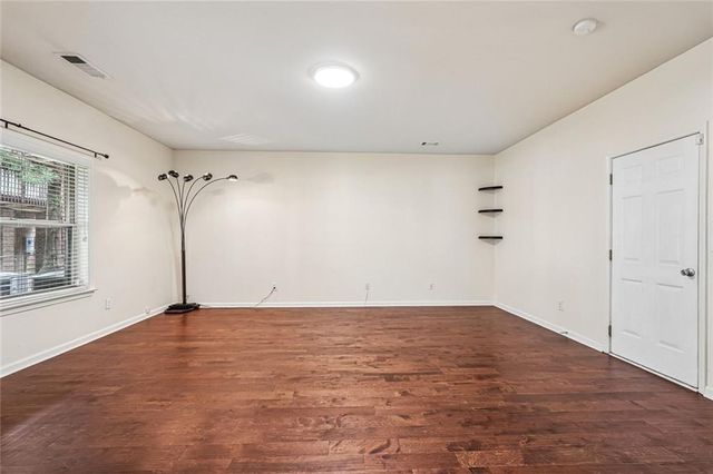 1005 Manchester Way, Roswell, GA 30075