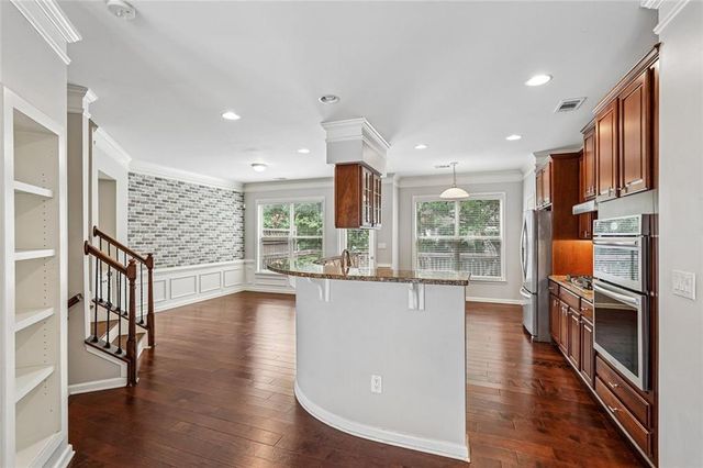 1005 Manchester Way, Roswell, GA 30075