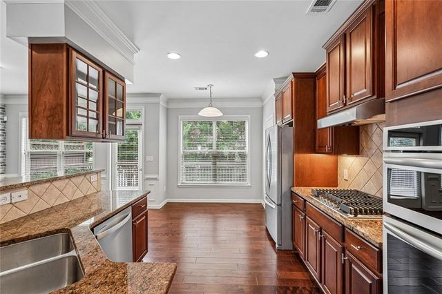 1005 Manchester Way, Roswell, GA 30075