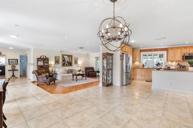 9355 SW 91st St, Miami, FL 33176