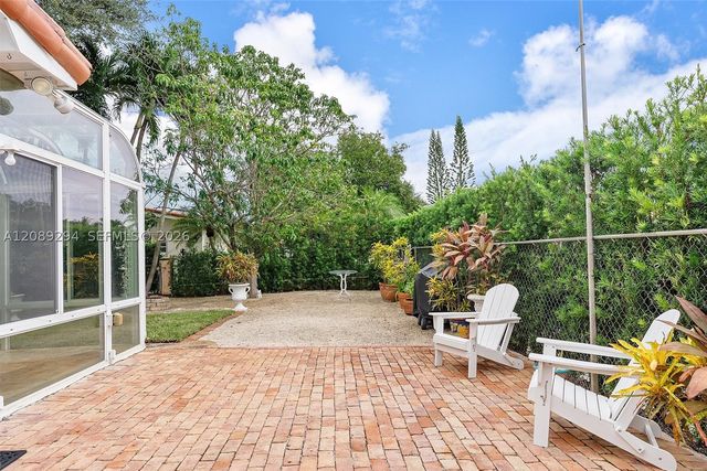 9355 SW 91st St, Miami, FL 33176