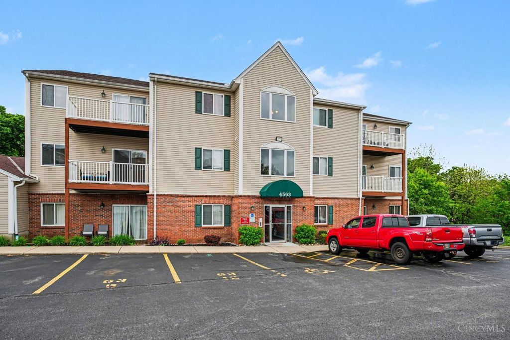 4563 Foley Road, Delhi Twp, OH 45238