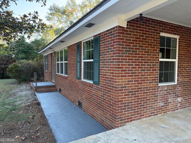 116 Country Club Road, Dublin, GA 31021