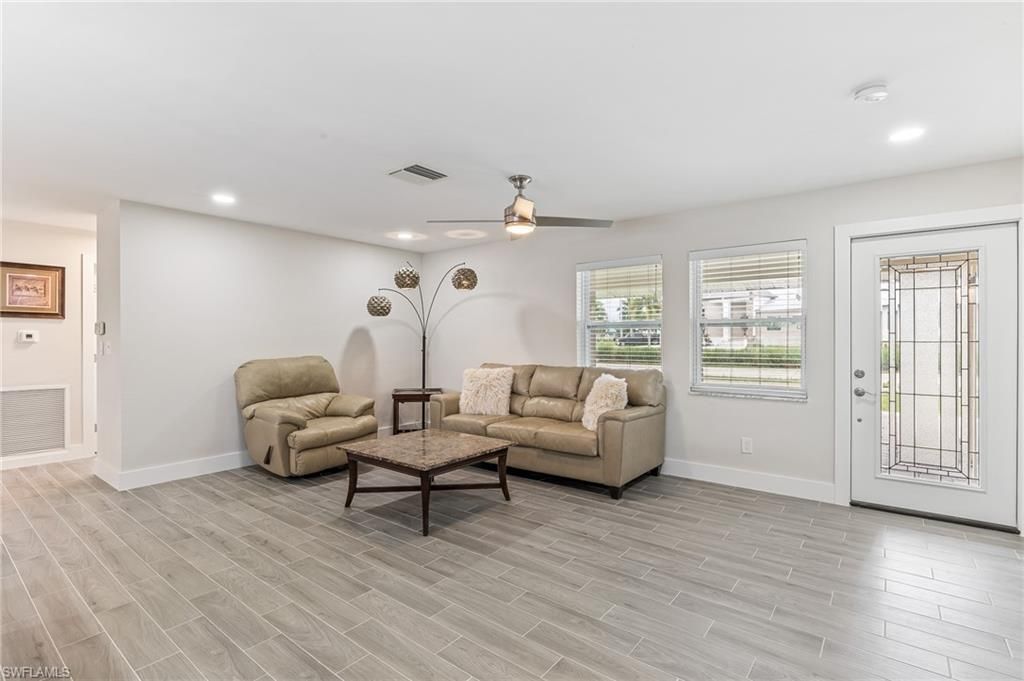 Image 7 of property listing at 5031 Pelican BLVD, Cape Coral, FL 33914
