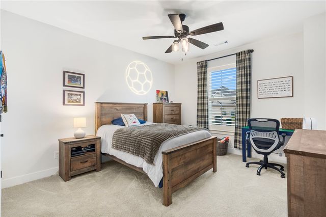 1380 Heart Street, Centerton, AR 72719