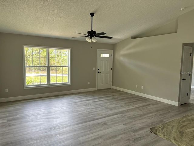 6805 N SANDBORN LOOP, Citrus Springs, FL 34433