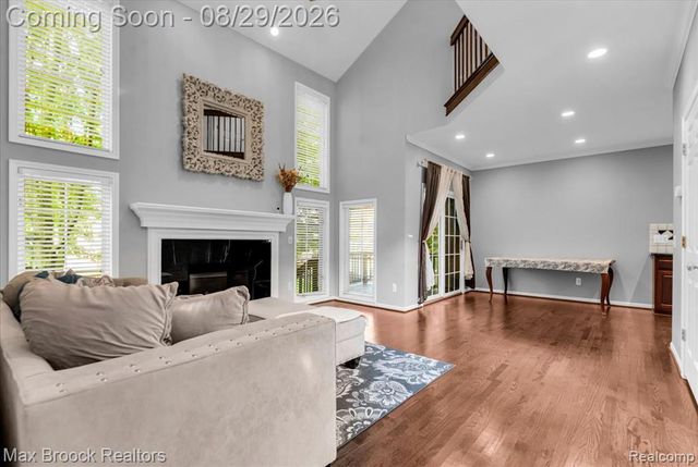 54937 Winter Court, Shelby Twp, MI 48316