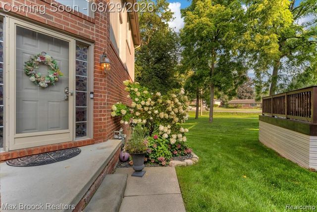 54937 Winter Court, Shelby Twp, MI 48316