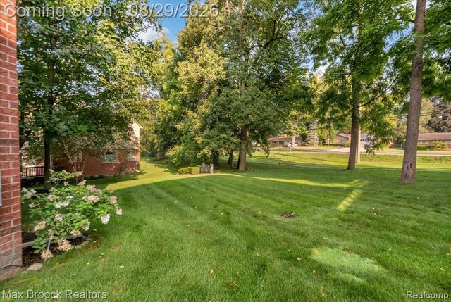 54937 Winter Court, Shelby Twp, MI 48316