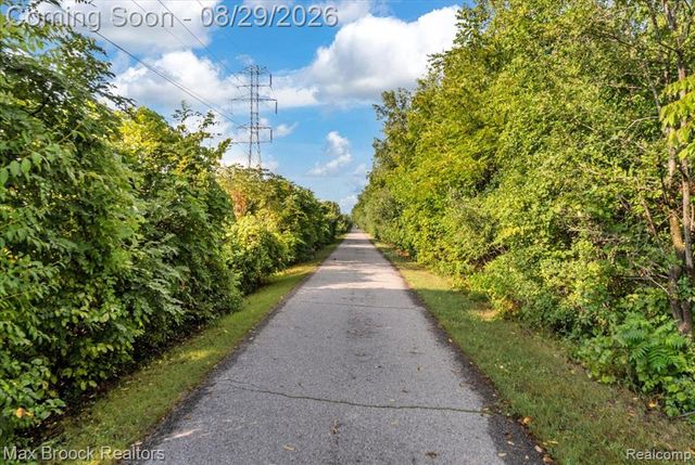54937 Winter Court, Shelby Twp, MI 48316