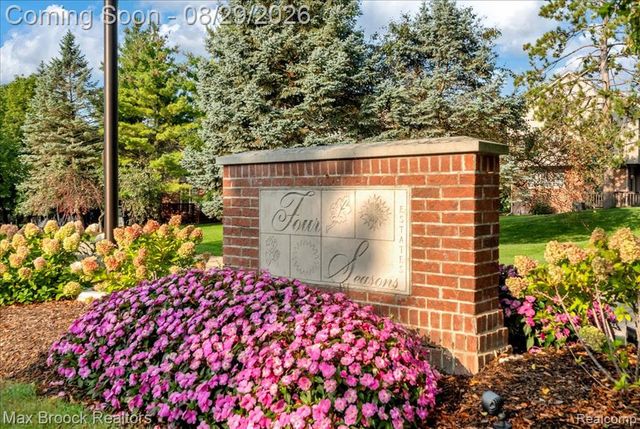 54937 Winter Court, Shelby Twp, MI 48316