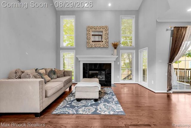 54937 Winter Court, Shelby Twp, MI 48316