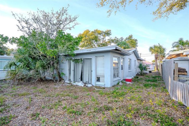 407 20TH AVENUE, Indian Rocks Beach, FL 33785