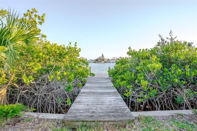 407 20TH AVENUE, Indian Rocks Beach, FL 33785