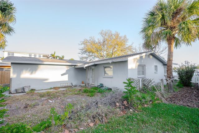 407 20TH AVENUE, Indian Rocks Beach, FL 33785