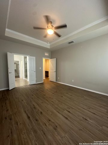 10811 Yaupon Holly, Helotes, TX 78023