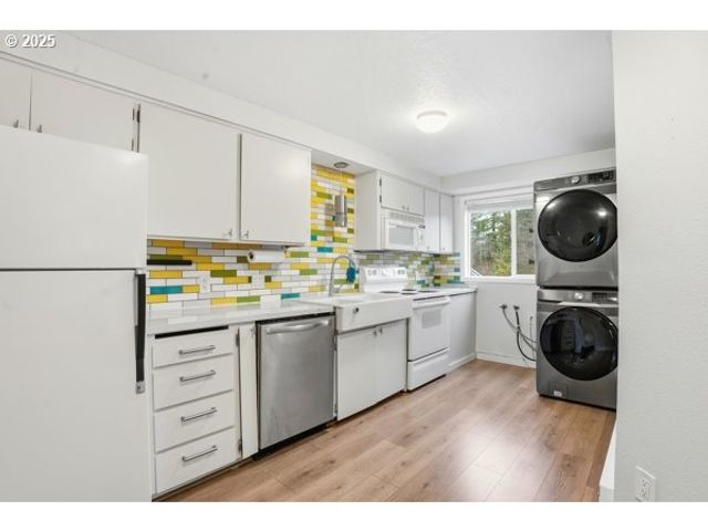 12452 Se 110TH Ct 117, Clackamas, OR 97015