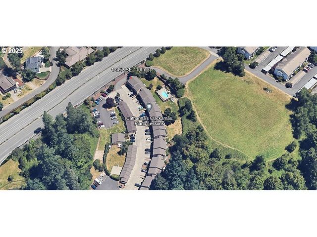 12452 Se 110TH Ct 117, Clackamas, OR 97015