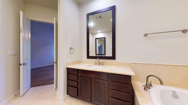 1708 Upland Lakes, Houston, TX 77043