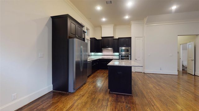 1708 Upland Lakes, Houston, TX 77043