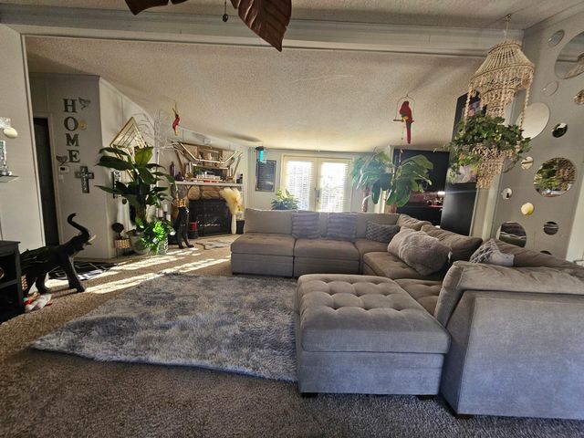 21760 Walnut Road, Wheatland, MO 65779