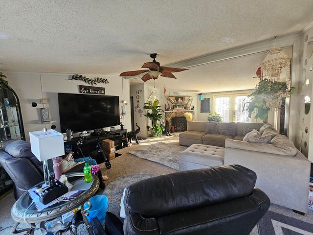 21760 Walnut Road, Wheatland, MO 65779