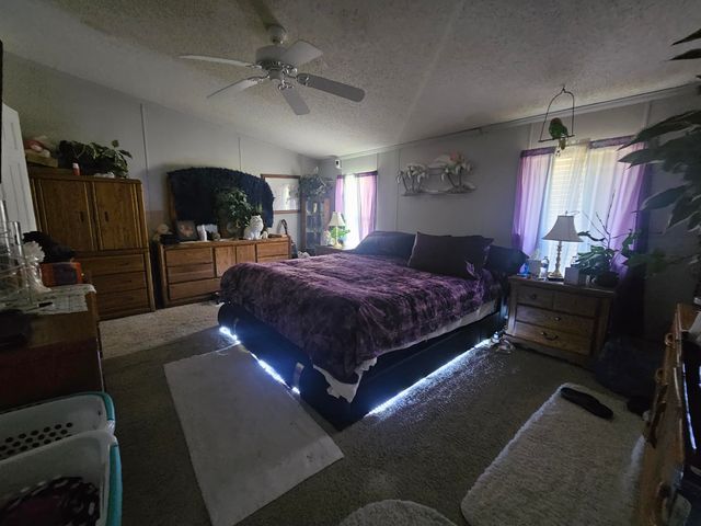 21760 Walnut Road, Wheatland, MO 65779