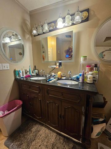 21760 Walnut Road, Wheatland, MO 65779