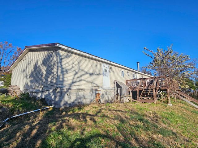 21760 Walnut Road, Wheatland, MO 65779