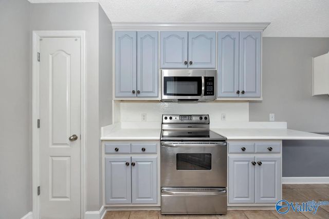 233 Bonaire Drive, Huntsville, AL 35811