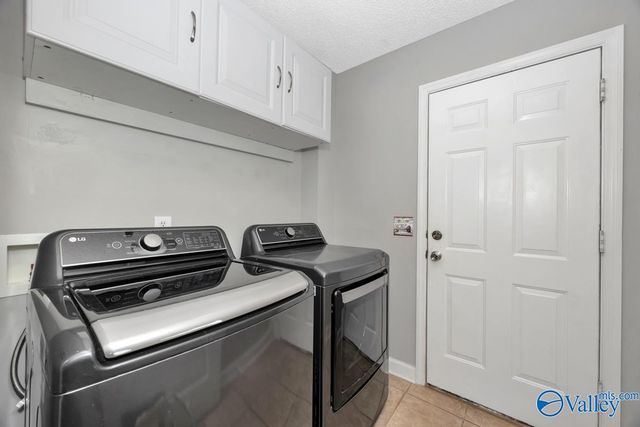 233 Bonaire Drive, Huntsville, AL 35811