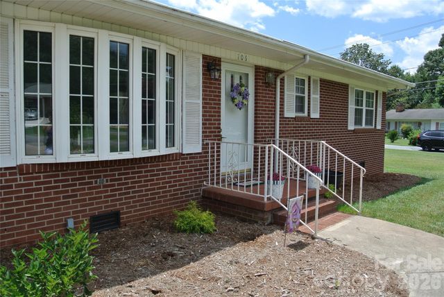 106 Freeman Street, Rutherfordton, NC 28139