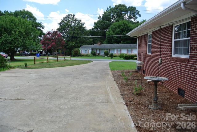 106 Freeman Street, Rutherfordton, NC 28139