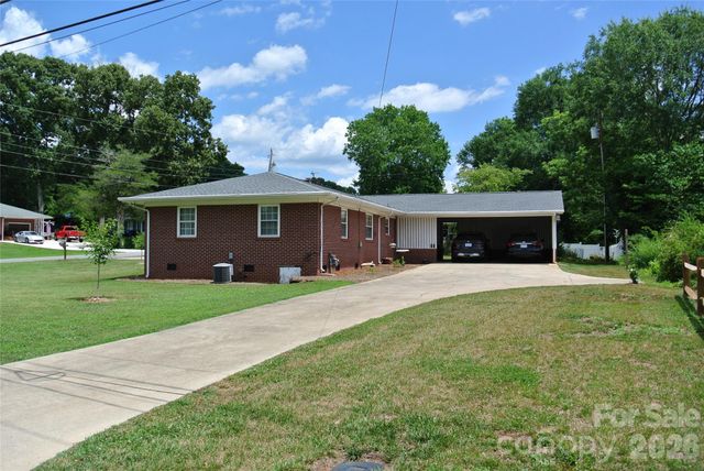 106 Freeman Street, Rutherfordton, NC 28139