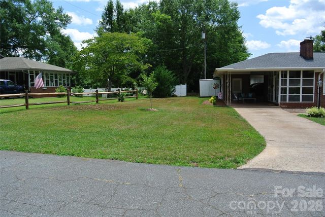 106 Freeman Street, Rutherfordton, NC 28139