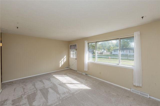 738 West Shore Boulevard, Sheffield Lake, OH 44054