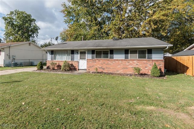 738 West Shore Boulevard, Sheffield Lake, OH 44054