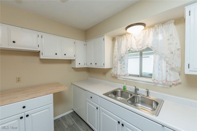 738 West Shore Boulevard, Sheffield Lake, OH 44054